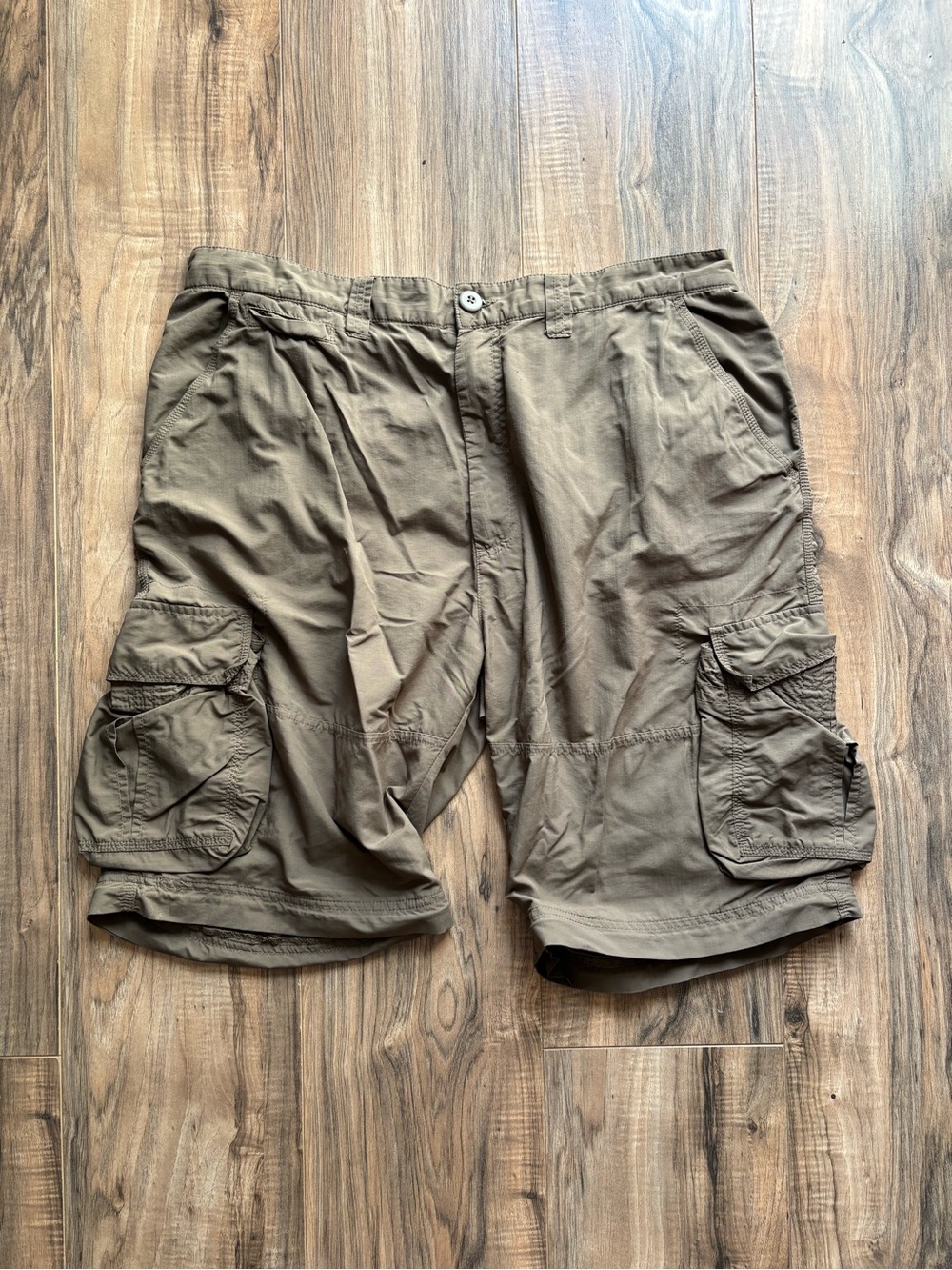 Rugged Exposure Brown Cargo Shorts XL Nylon Water Resistant Outdoor Utility